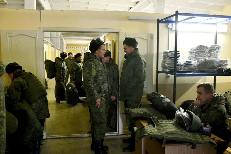 soldati rusi in unforme la un centru de pregatire pentru mobilizare, Foto: AA/ABACA / Abaca Press / Profimedia