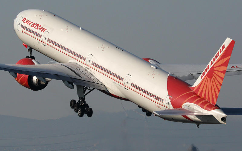 Avion Air India, Foto: DreamsTime / Colicaranica