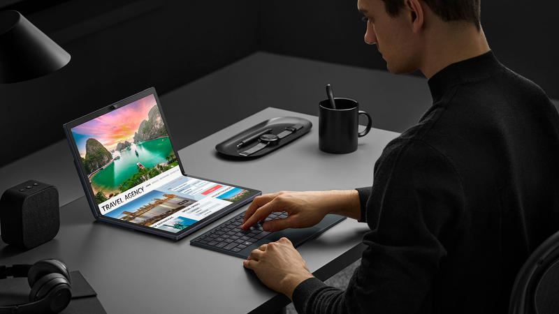 Viitorul laptopurilor nu cunoaște limitări, Foto: Asus