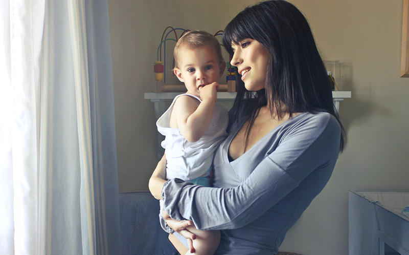 Luna în care salariul unei bone a ajuns la 3.855 de RON, Foto: Freepik