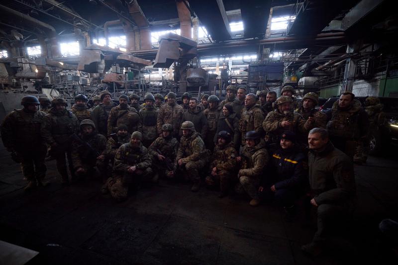 Volodimir Zelenski a fost în Bahmut și a vorbit cu militarii ucraineni, Foto: Ukrainian Presidential Press Office / AP / Profimedia