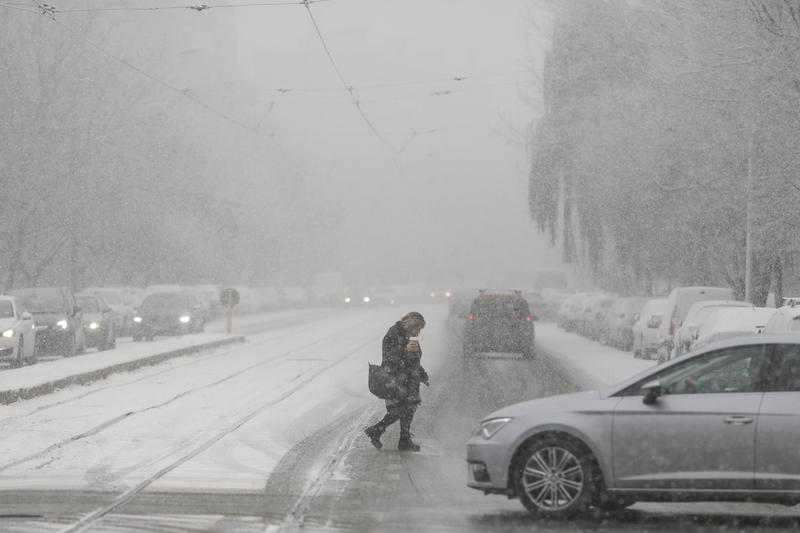 Zapadă în București - ninsoare în Capitală, Foto: Inquam Photos / Octav Ganea