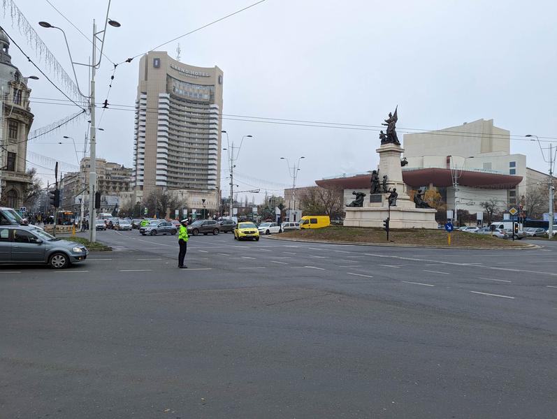 Bucuresti, Piata Universității, Foto: Victor Cozmei / HotNews.ro