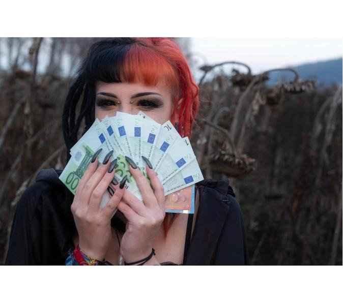 euro-bani, Foto: Dreamstime.com