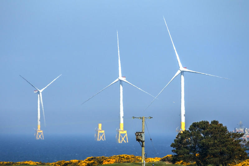 Turbine eoliene din Scoția, Foto: DreamsTime / Iwom22