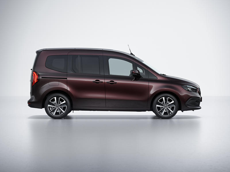 Viața devine mai încăpătoare – surpriză de spațiu pentru orice ocazie: Mercedes Clasa T, autovehicul compact de la Mercedes-Benz Vans, pentru cei cu un stil de viață activ, Foto: mercedes-benz.ro