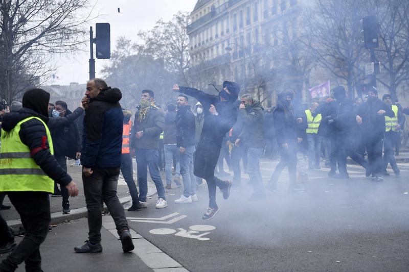 Tensiune la Paris după uciderea celor trei kurzi, Foto: JULIEN DE ROSA / AFP / Profimedia