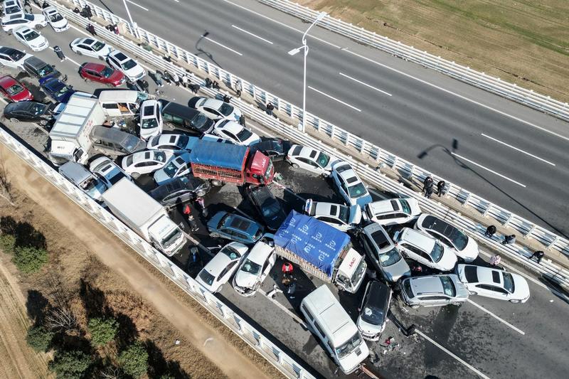 Carambol în Zhengzhou, China, Foto: STR / AFP / Profimedia