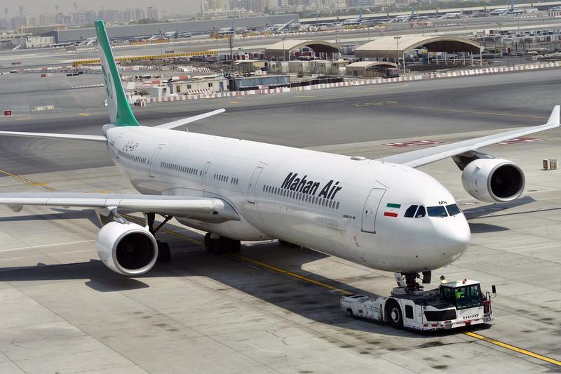 Un avion Airbus A340 al Mahan Air, Foto: GIUSEPPE CACACE / AFP / Profimedia