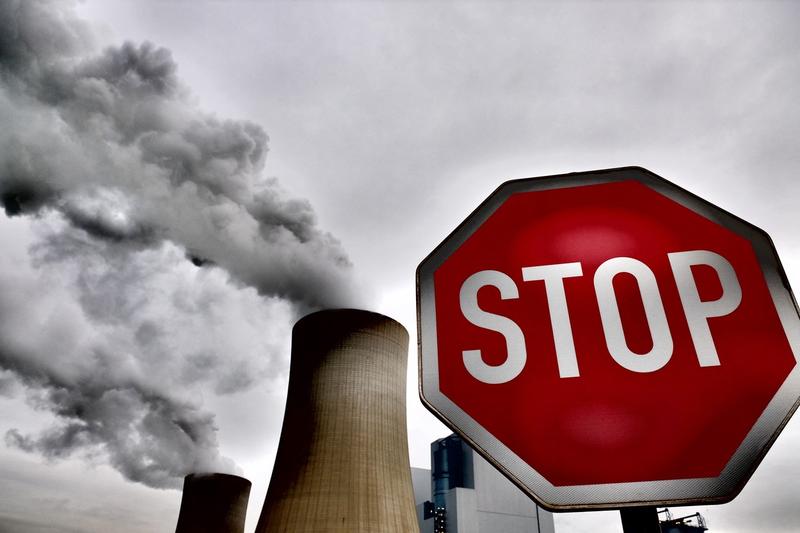 Poluare - Emisii CO2, Foto: PATRIK STOLLARZ / AFP / Profimedia