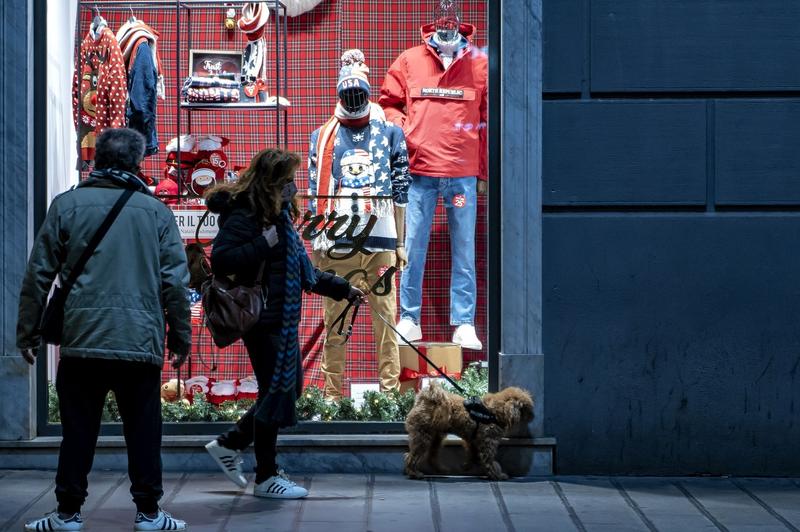 Oameni pe stradă în Italia , Foto: Alessandro Barone/Pacific Press / Shutterstock Editorial / Profimedia