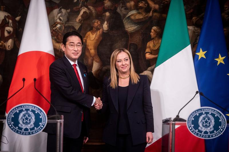 Fumio Kishida alaturi de Giorgia Meloni, Foto: Alessandro Serrano'/AGF / Shutterstock Editorial / Profimedia