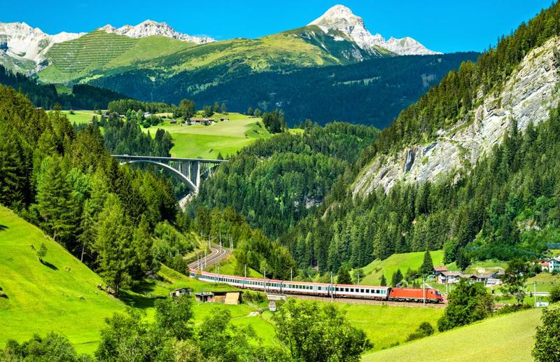 Tren in pasul Brenner, Foto: Leonid Andronov, Dreamstime.com