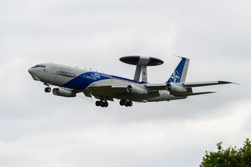 Avion NATO AWACS - Boeing E-3 Sentry, Foto: A Periam Photography / Alamy / Profimedia