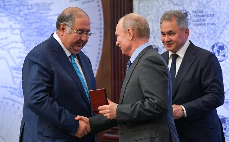 Aliser Usmanov alaturi de Vladimir Putin si Serghei Soigu, Foto: Alexei Druzhinin / TASS / Profimedia