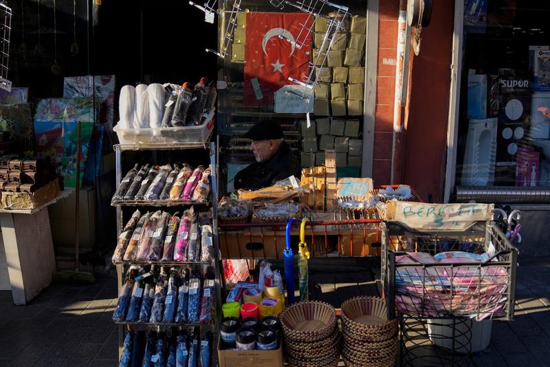Turcia a ajuns să aibă una dintre cele mai mari rate ale inflației din lume, Foto: Khalil Hamra / AP / Profimedia