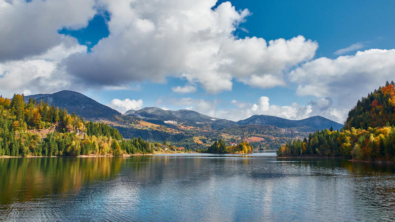 Lacul Colibița, Foto: DreamsTime