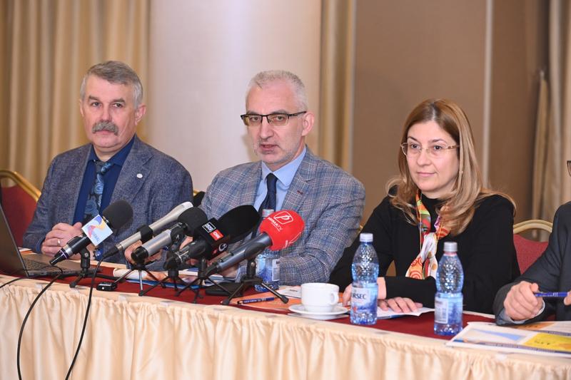 Liviu Fenoghen, Alexandru Paunescu, Alina Radu, Foto: CSALB