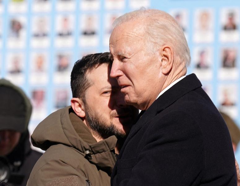 Volodimir Zelenski si Joe Biden la Kiev, Foto: Dimitar DILKOFF / AFP / Profimedia