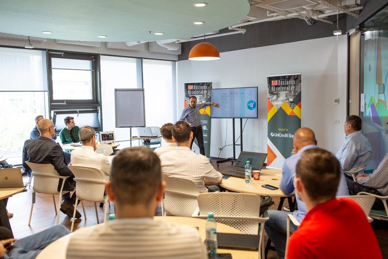 Ultimele 48 de ore de înscrieri la F&B Business Accelerator, Foto: Business Accelerator