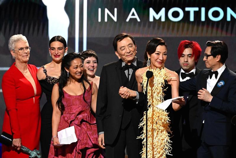 Actorii din Everything Everywhere All at Once premiați la SAG 2023, Foto: Nina Westervelt for SAG Awards / Shutterstock Editorial / Profimedia