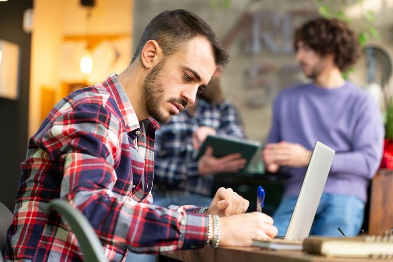 Conceptul co-working s-a transformat într-un fenomen global, Foto: Alessandro Grandini / Alamy / Alamy / Profimedia