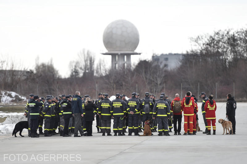 Echipa de salvatori români care a plecat în Turcia, Foto: Agerpres