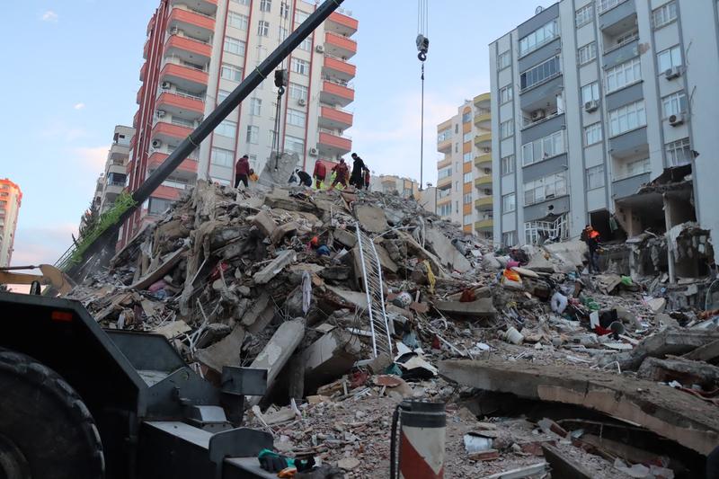 Eforturi de salvare după cutremur în Adana, Turcia, Foto: Koray Kilic / AFP / Profimedia