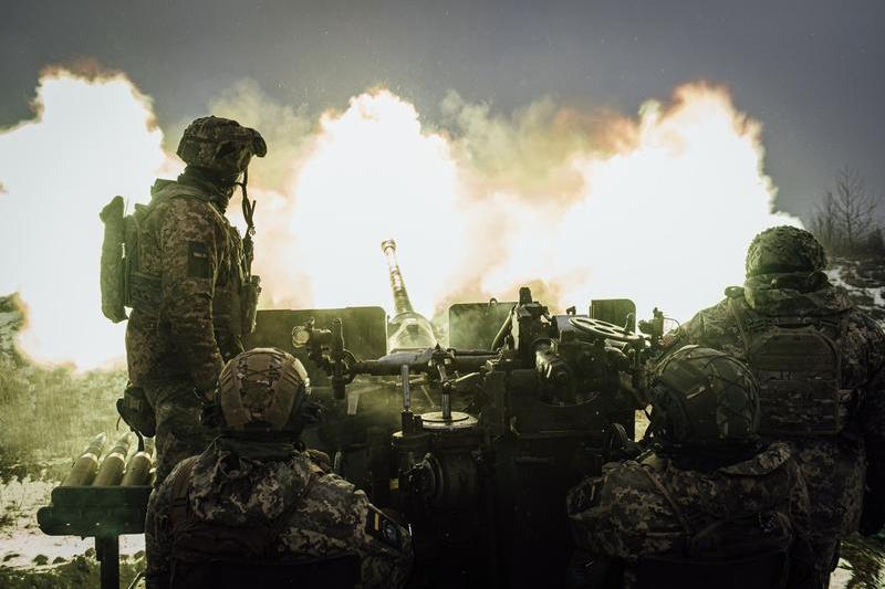 Război în Ucraina. Militari ucraineni în Donbas, Foto: Adrien Vautier / Zuma Press / Profimedia