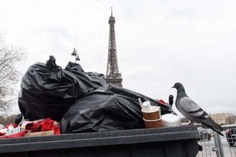 Grevă a gunoierilor la Paris, Foto: Julien Mattia / Zuma Press / Profimedia