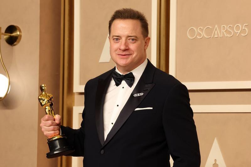 Brandon Fraser la Premiile Oscar 2023, Foto: Chelsea Lauren / Shutterstock Editorial / Profimedia