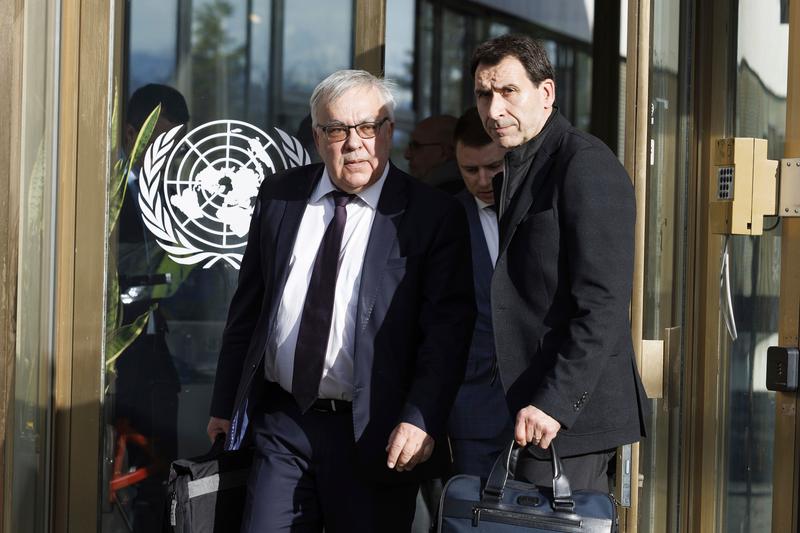 Serghei Versinin, ministrul adjunct rus de externe (stanga), Foto: SALVATORE DI NOLFI / AP / Profimedia