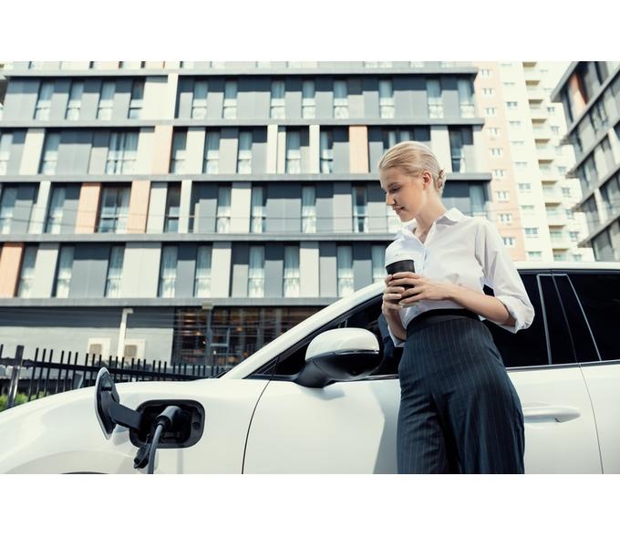 charger-masina-electrica, Foto: Dreamstime