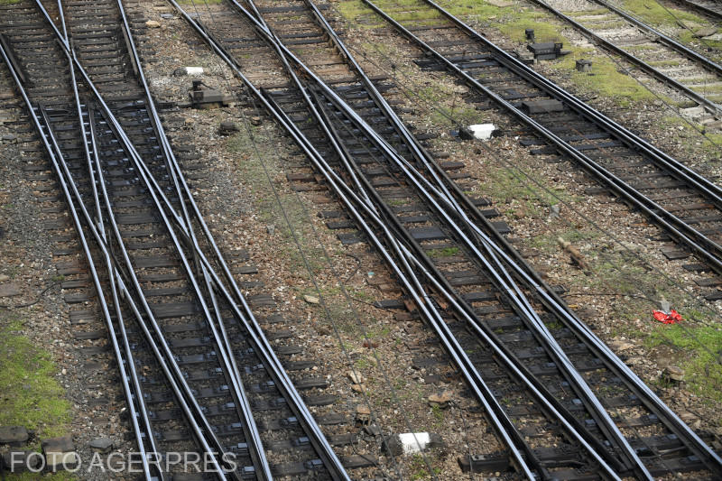 sine de tren , Foto: Agerpres