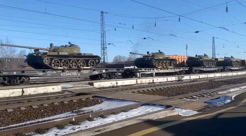 Tancuri T-54 rusesti pregatite pentru frontul din Ucraina, Foto: East2West News / WillWest News / Profimedia Images