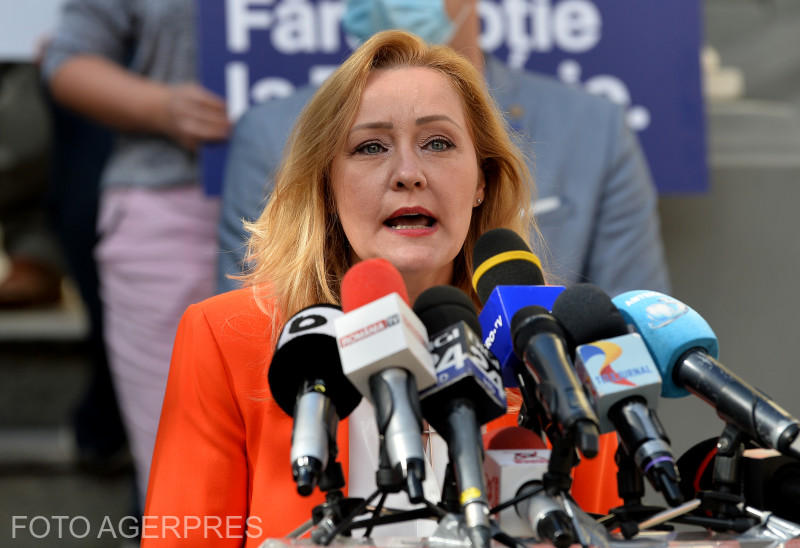 Elena Lasconi, primarul Campulung Muscel, Foto: Agerpres