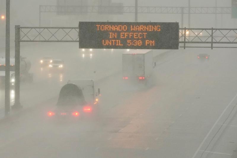 Avertizare de tornadă, Foto: Rogelio V. Solis / AP / Profimedia