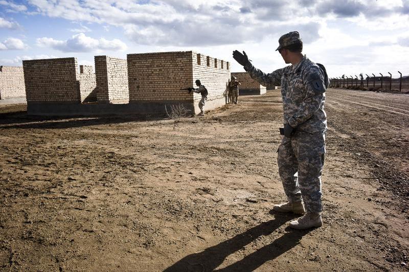 soldati americani antrenand soldati ai Armatei Nationale Irakiene, Foto: Jacob Simkin/NurPhoto / Shutterstock Editorial / Profimedia