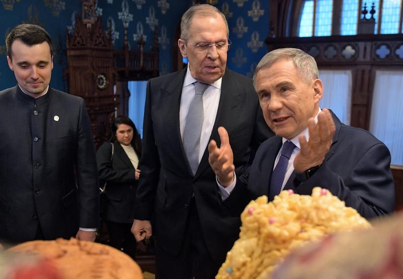 Rustam Minnikhanov (dreapta) alaturi de ministrul rus de Externe Serghei Lavrov, Foto: Kommersant Photo Agency / ddp USA / Profimedia