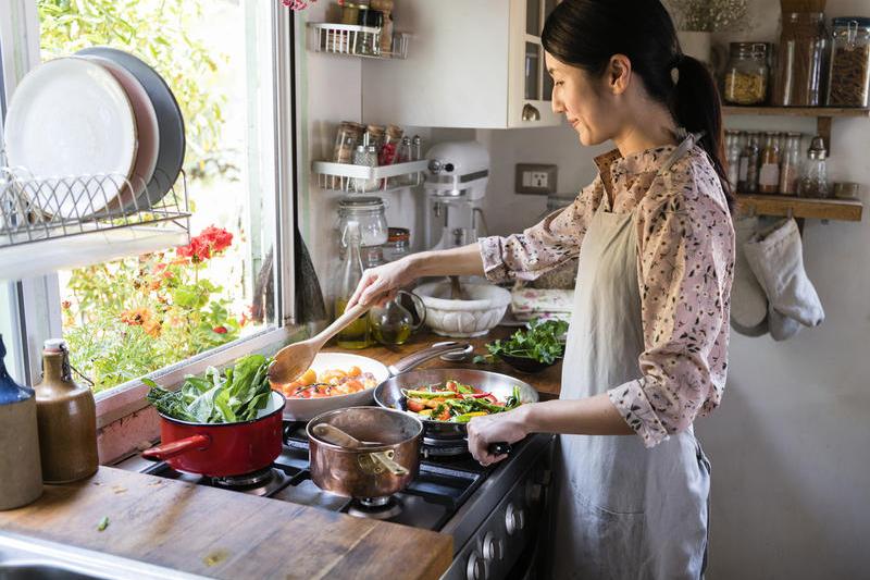 Mancarea gătită în casă, fără prăjeli, este varianta ideală și pentru vegetarieni, Foto: © Rawpixelimages | Dreamstime.com