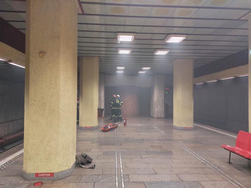 Degajare de fum la metrou, Foto: ISU Bucuresti-Ilfov