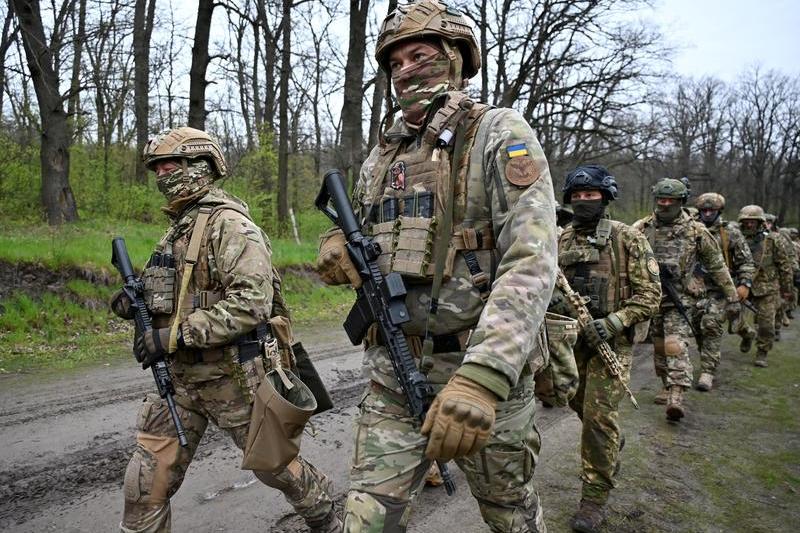 brigada de asalt Spartan a Garzii Nationale a Ucrainei participand la antrenamente pe fondul razboiului, Foto: SERGEY BOBOK / AFP / Profimedia