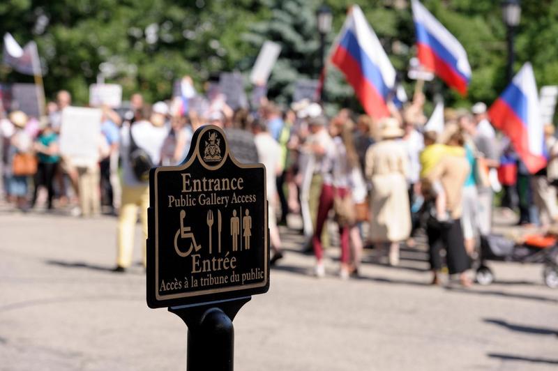 Manifestație a unor cetățeni ruși în Toronto, Canada, Foto: Igor Ilyutkin / Alamy / Alamy / Profimedia