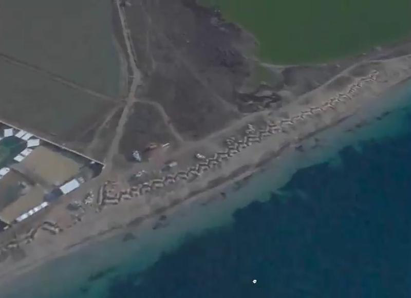 Transee săpate de ruși în Crimeea de frica ofensivei ucrainene, Foto: Not supplied / WillWest News / Profimedia