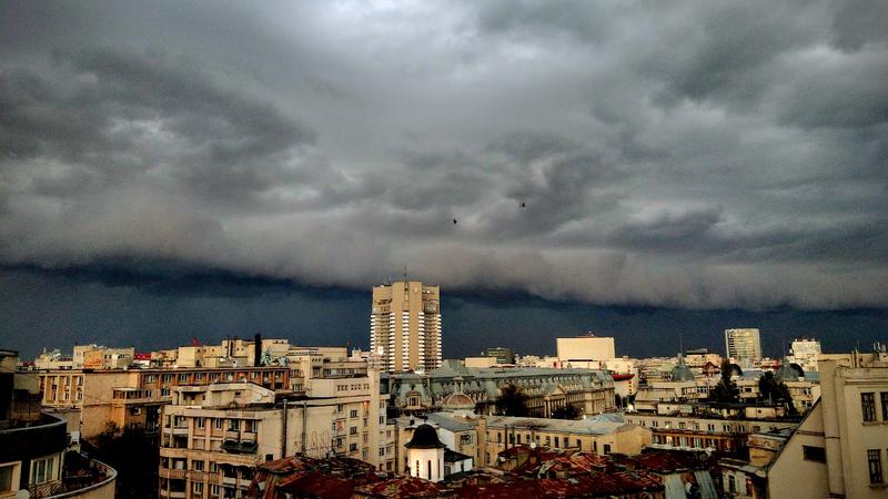 Avertizare de ploi și furtună în București, Foto: HotNews.ro / Victor Cozmei