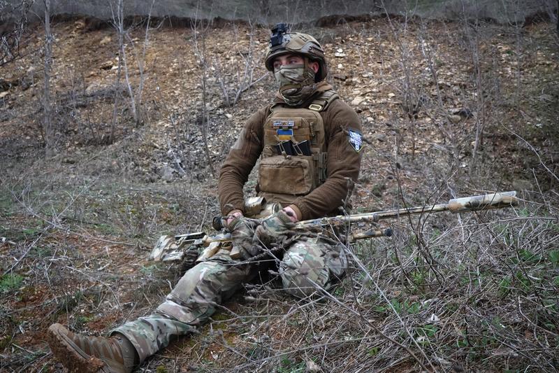 Soldat ucrainean de pe frontul din regiunea Lugansk, Foto: Roman Chop / AP / Profimedia