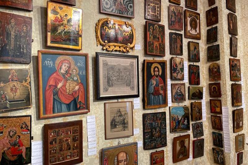 Expoziția Licitației de Artă Sacră, Foto: artmark.ro