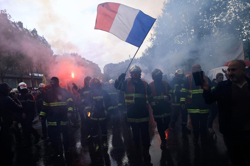 Proteste la Paris de 1 mai, Foto: Aurelien Morissard / AP / Profimedia