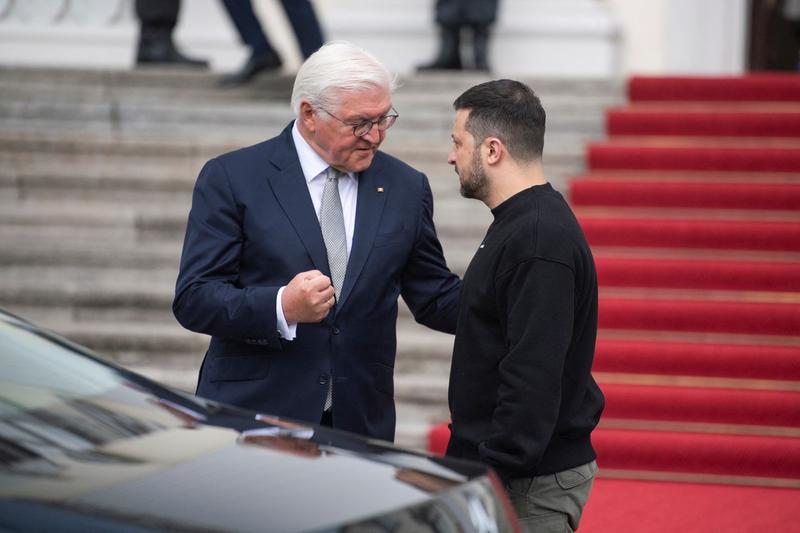 Volodimir Zelenski la Berlin alaături de președintele Germaniei, Walter Steinmeier, Foto: Christophe Gateau / AFP / Profimedia