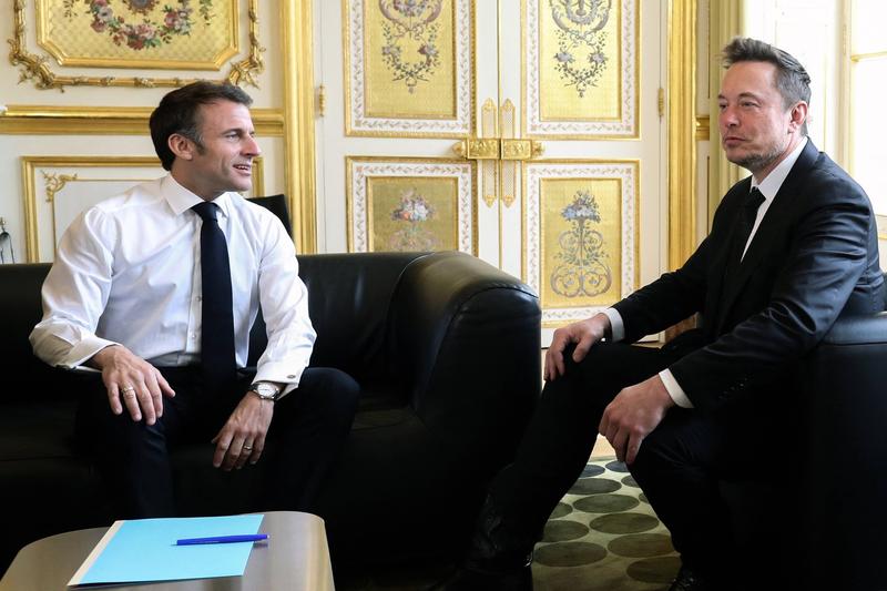 Emmanuel Macron alaturi de Elon Musk la Palatul Elysee, Foto: Stephane Lemouton-Pool / SIPA / Profimedia